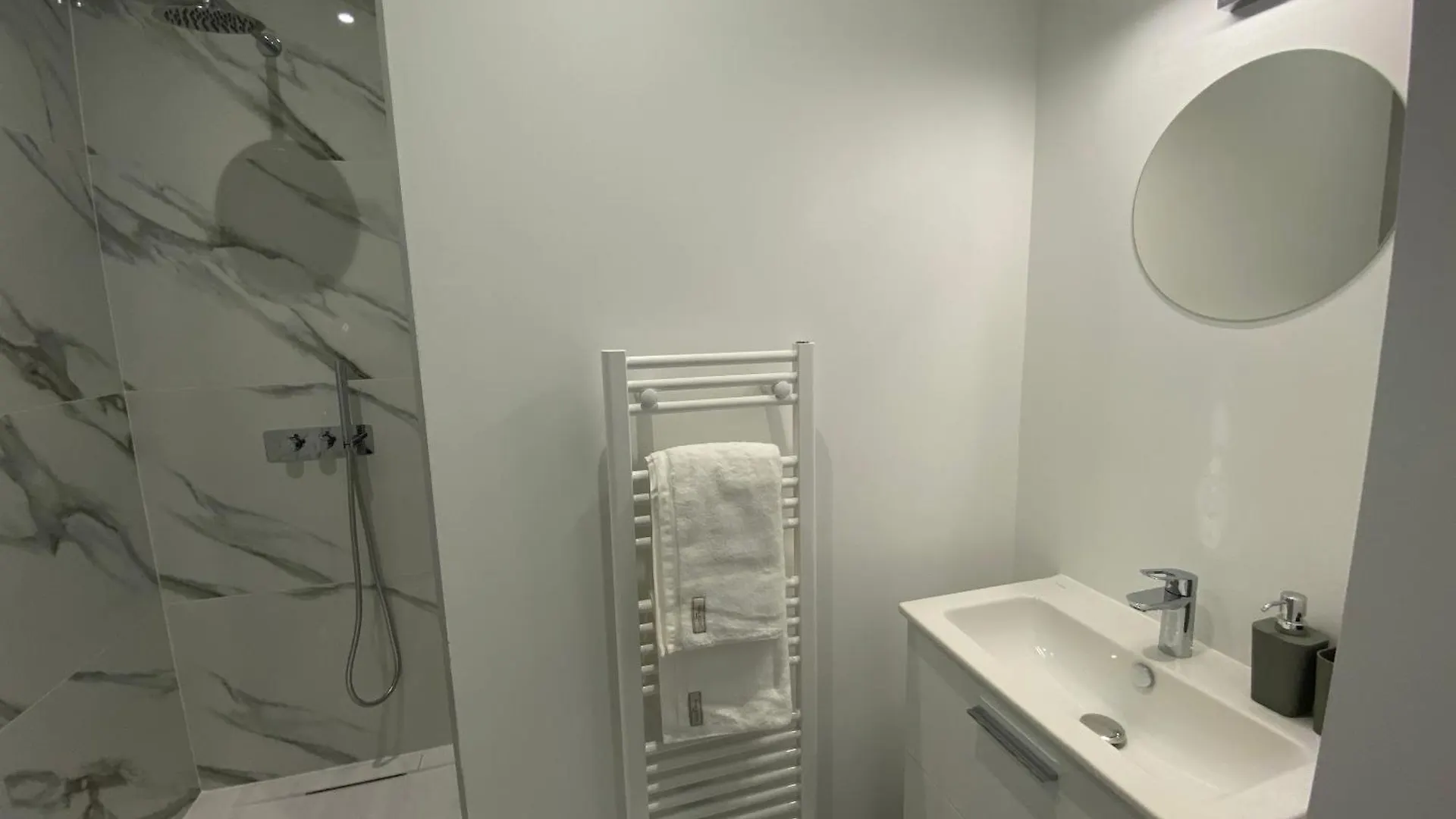 Le Studio Монтобан Франция